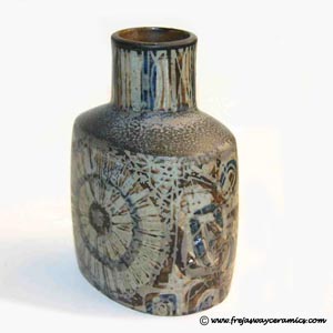 royal copenhagen nils thorssom tiedye motif vase